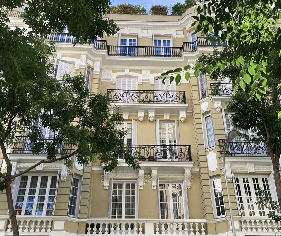 El elegante barrio de Almagro – El Paris castizo